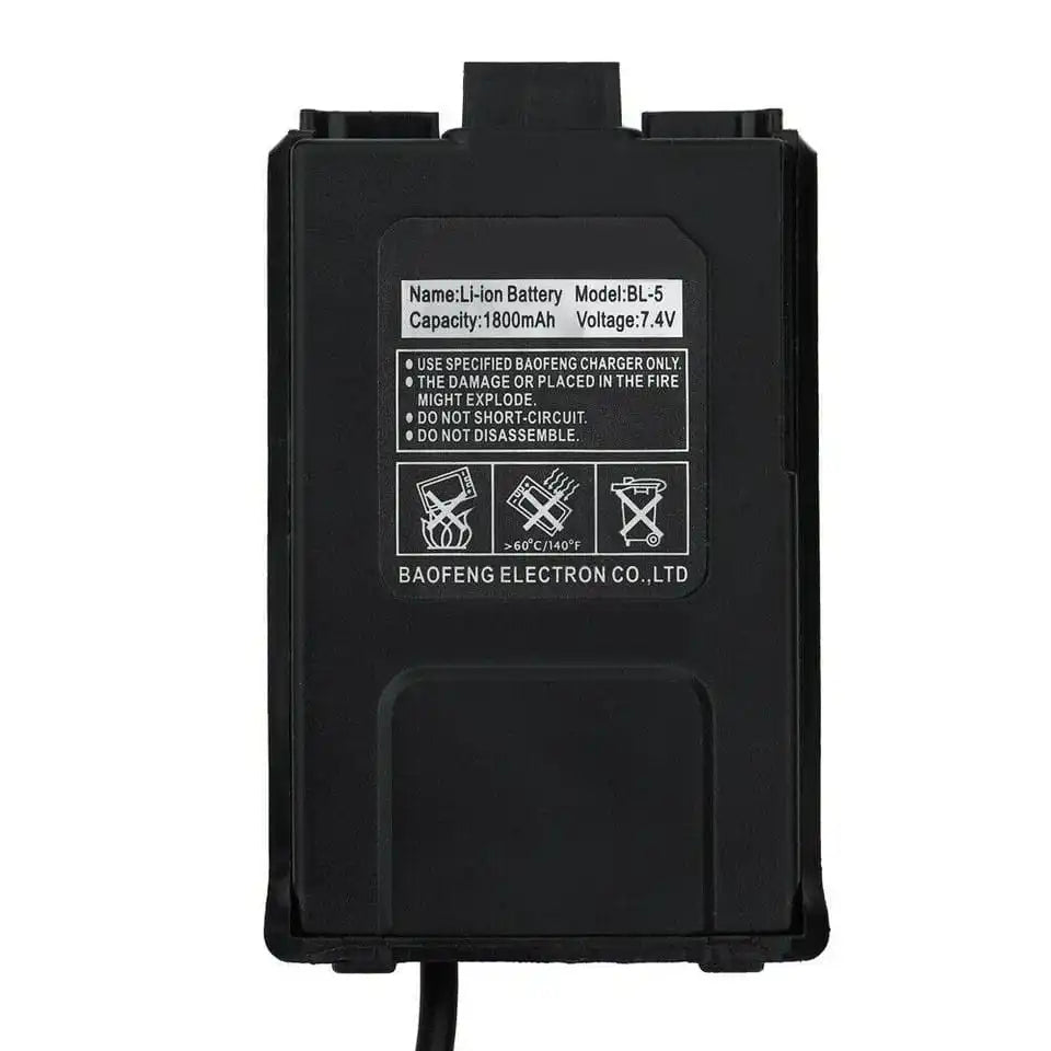 Rückseite des Baofeng BL-5 Batterie-Eliminators mit Spezifikationen und Warnhinweisen
