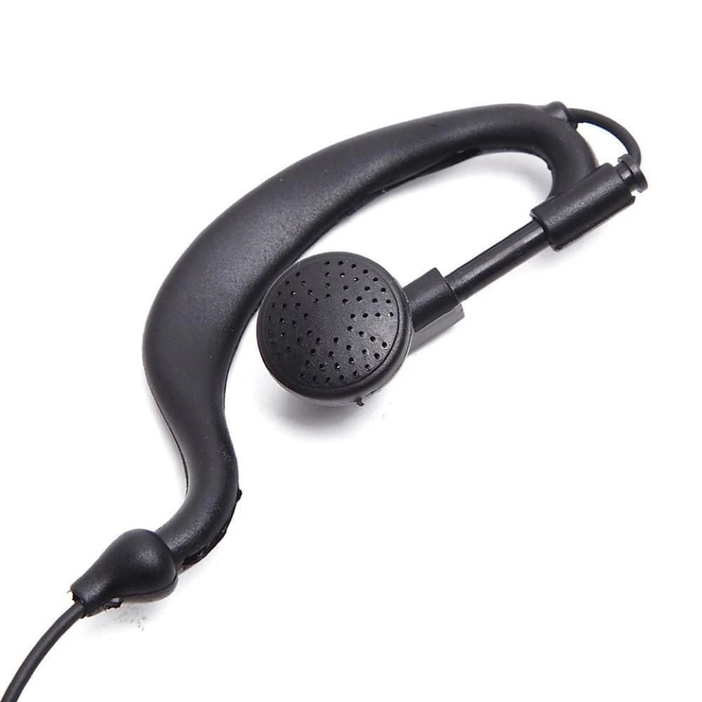 Nahaufnahme der 2-Pin K-Buchse des Baofeng Headsets für Funkgeräte.