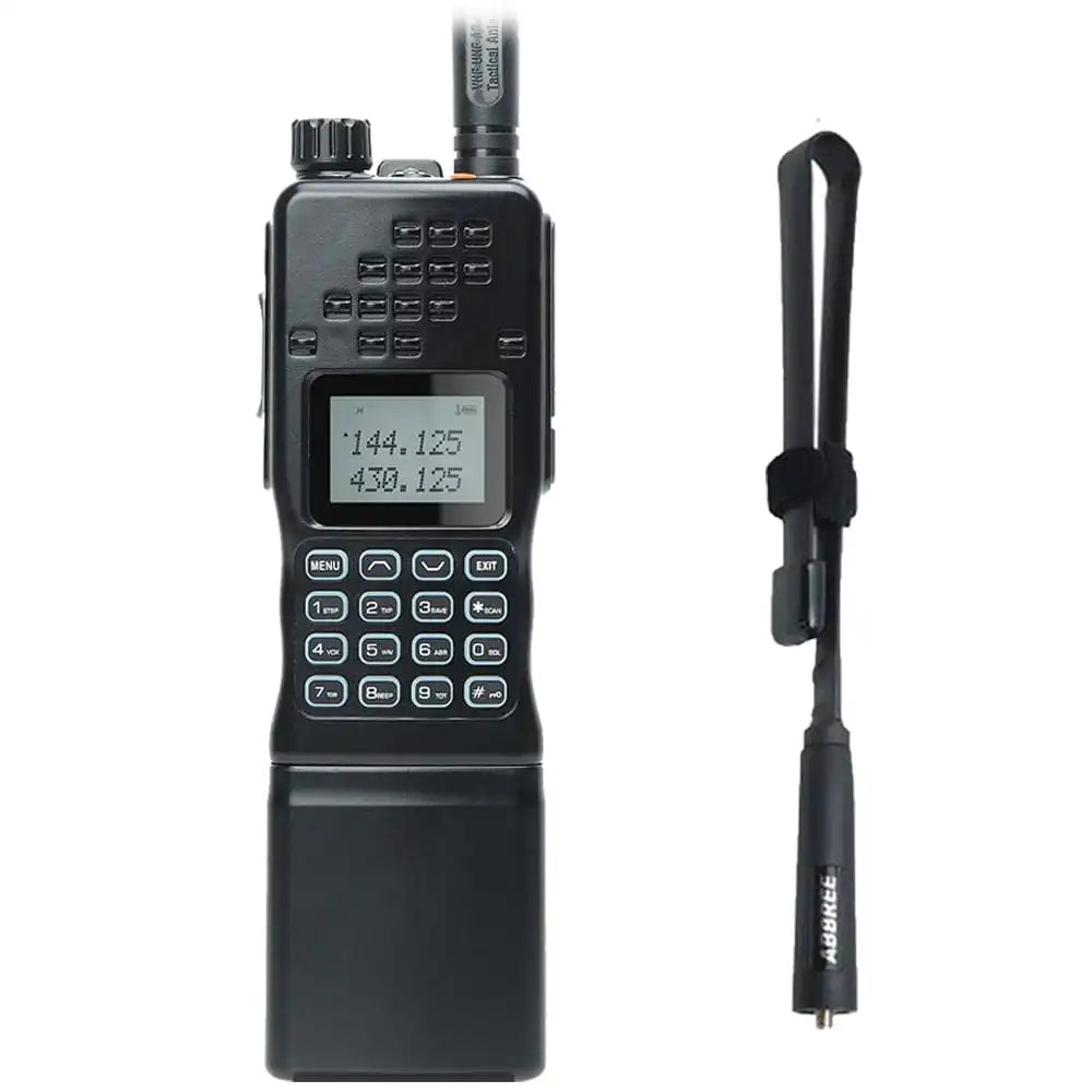 Schwarzes Baofeng AR-152 15W Militär-Zwei-Wege-Funkgerät mit einer 47 cm CS-Antenne für verbesserte Signalstärke.