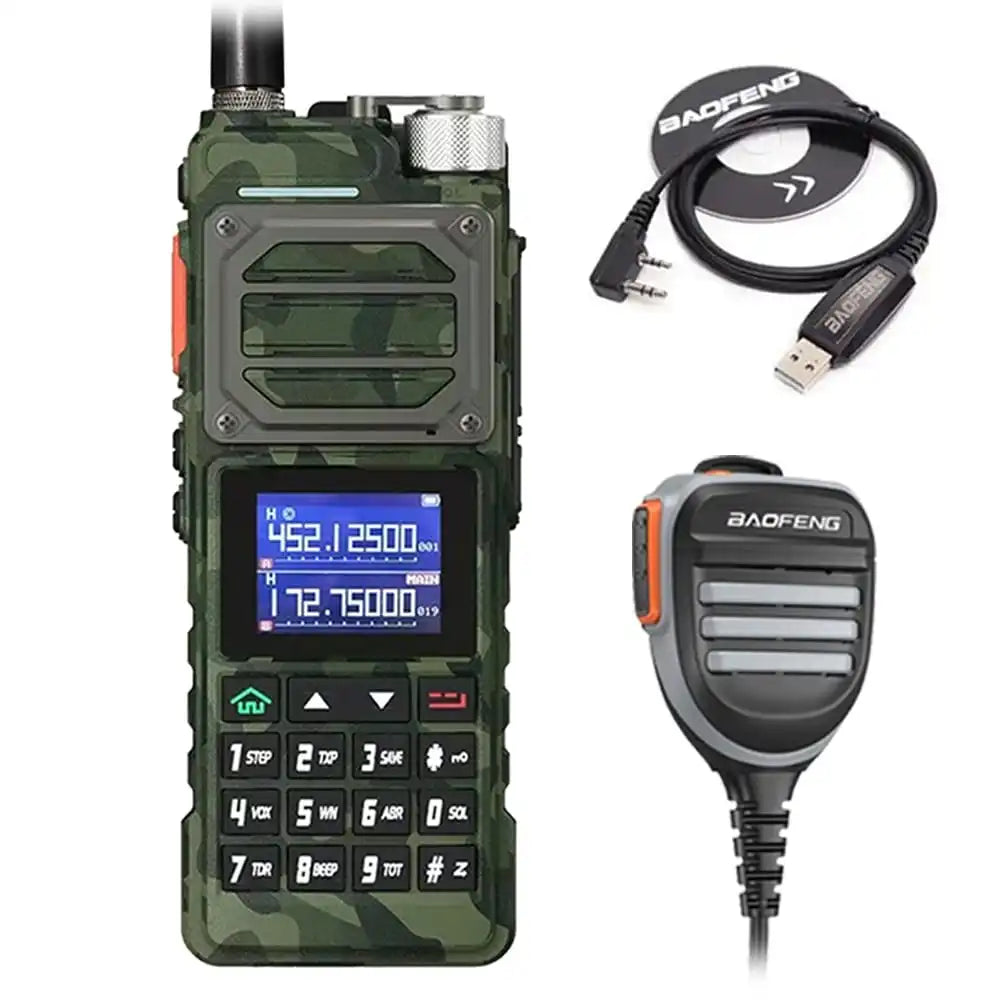 Grünes Baofeng UV-25 10W Militär-Funkgerät mit Programmierkabel und wasserdichtem Lautsprechermikrofon, ideal für Outdoor-Abenteuer.