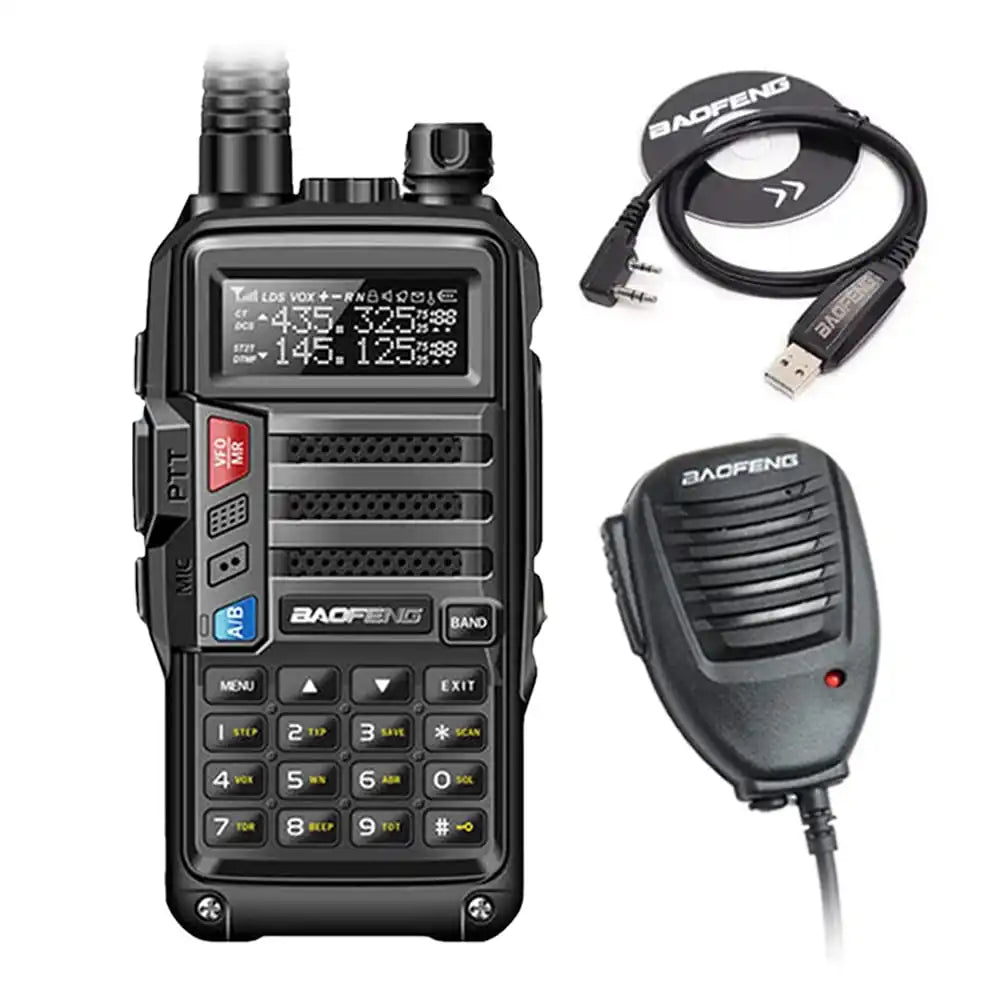Schwarzes Baofeng UV-S9 Tri-Band 8W Funkgerät mit Programmierkabel und externem Lautsprechermikrofon für erweiterte Nutzung.