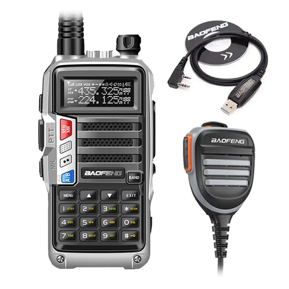 Baofeng UV-S9 Tri-Band 8W Funkgerät Silber mit Programmierkabel und wasserdichtem Lautsprechermikrofon für klare Kommunikation.