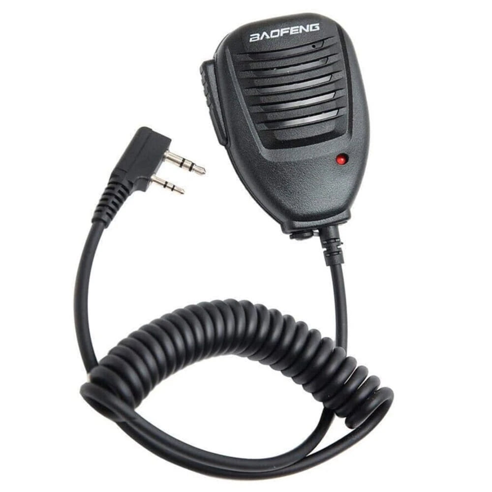 Seitenansicht des Baofeng Speaker-Mics, die große, gut sichtbare PTT-Taste (Push-to-Talk) für einfache Kommunikation zeigt.