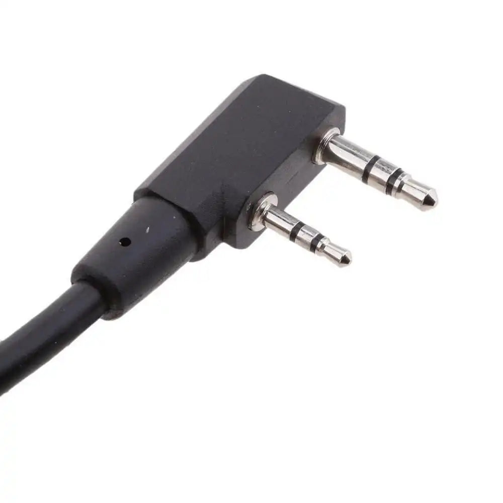 Nahaufnahme des 2-Pin-Steckers für Kenwood und Baofeng Funkgeräte